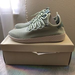 Adidas x Pharrell Williams Hu sneaker